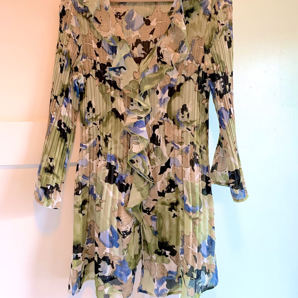 Allison Taylor • Y2K Pleated Tunic Blouse • Bell Sleeves